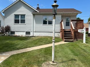 218 W Caroline St, Spring Valley, IL 61362