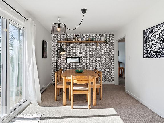 5th image of 877 Kindersley Rd