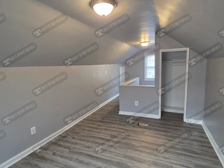 16092 Coram St — Photo 12