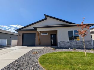 1680 Rusty Rivet Rd, Fruita, CO 81521