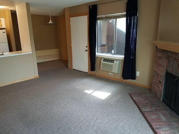 LivingRoom1