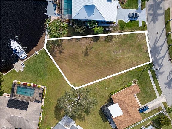 2nd image of 1852 Lakeview BLVD