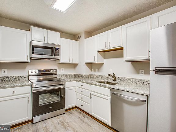3rd image of 200 N Pickett St APT 1113