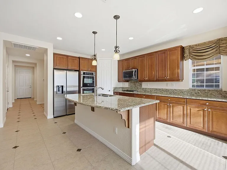 35495 Domani Dr — Photo 4