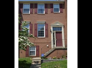 13158 Quail Creek Ln, Fairfax, VA 22033