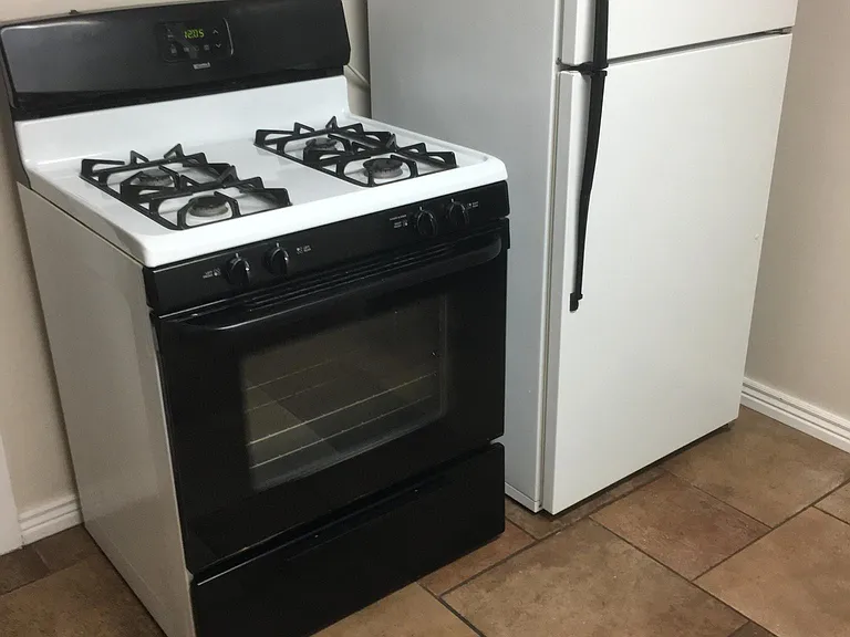 180 W 100 N #BASEMENT — Photo 2