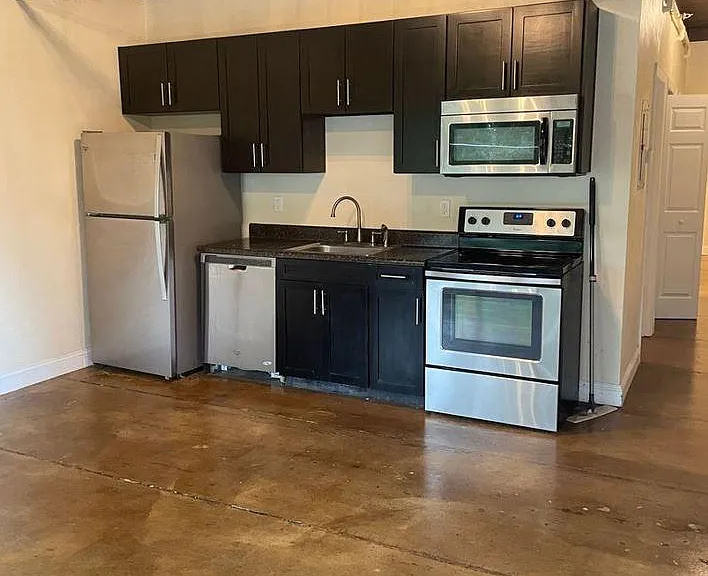 310 Blount St — Photo 4