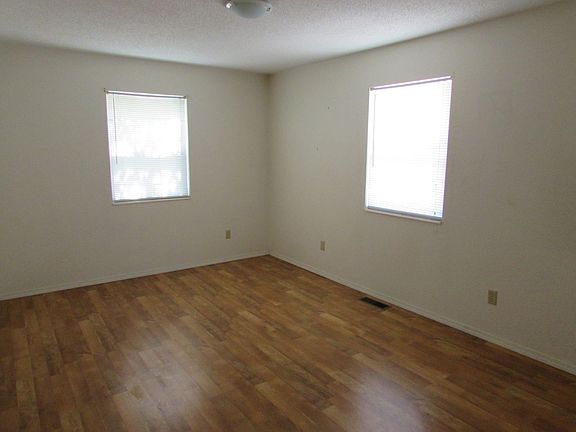 5th image of 307 E Main St #A