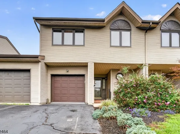 10 Hemlock Ct, Raritan Twp., NJ 08822