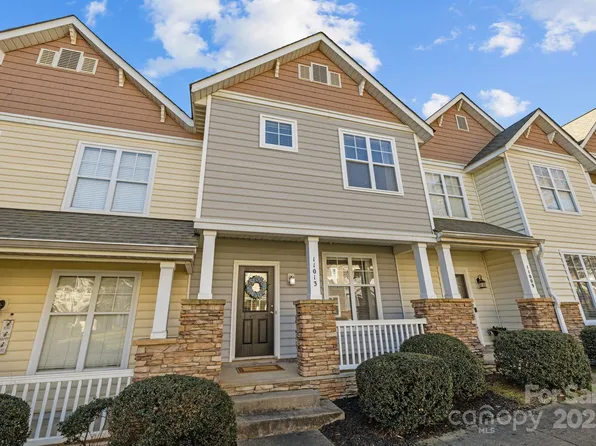 11013 Dundarrach Ln, Charlotte, NC 28277