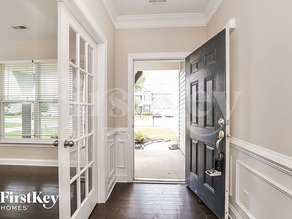 3rd image of 108 Boiling Springs Dr