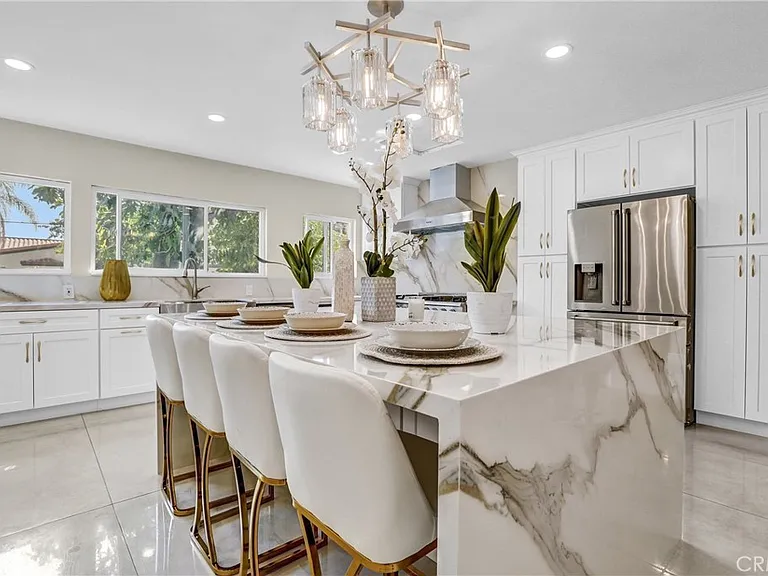 5115 Boda Pl — Photo 6