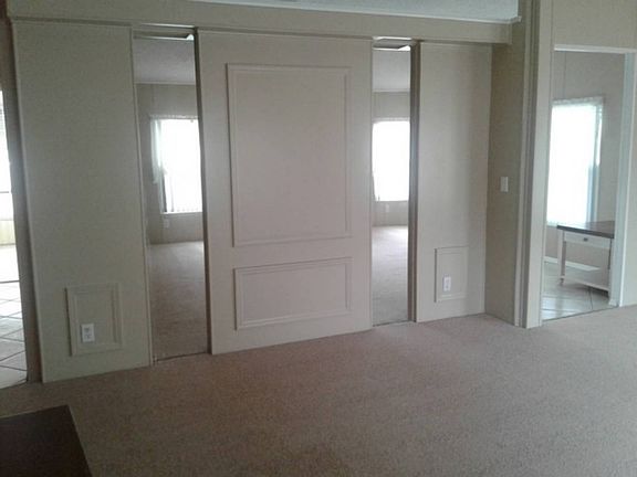 2nd image of 525 Montego Bay Dr