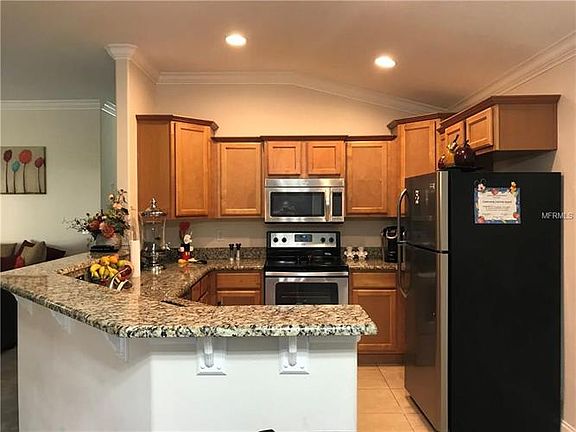 3rd image of 4527 Manica Dr