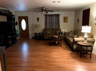 305 Montague Dr, Bandera, TX 78003