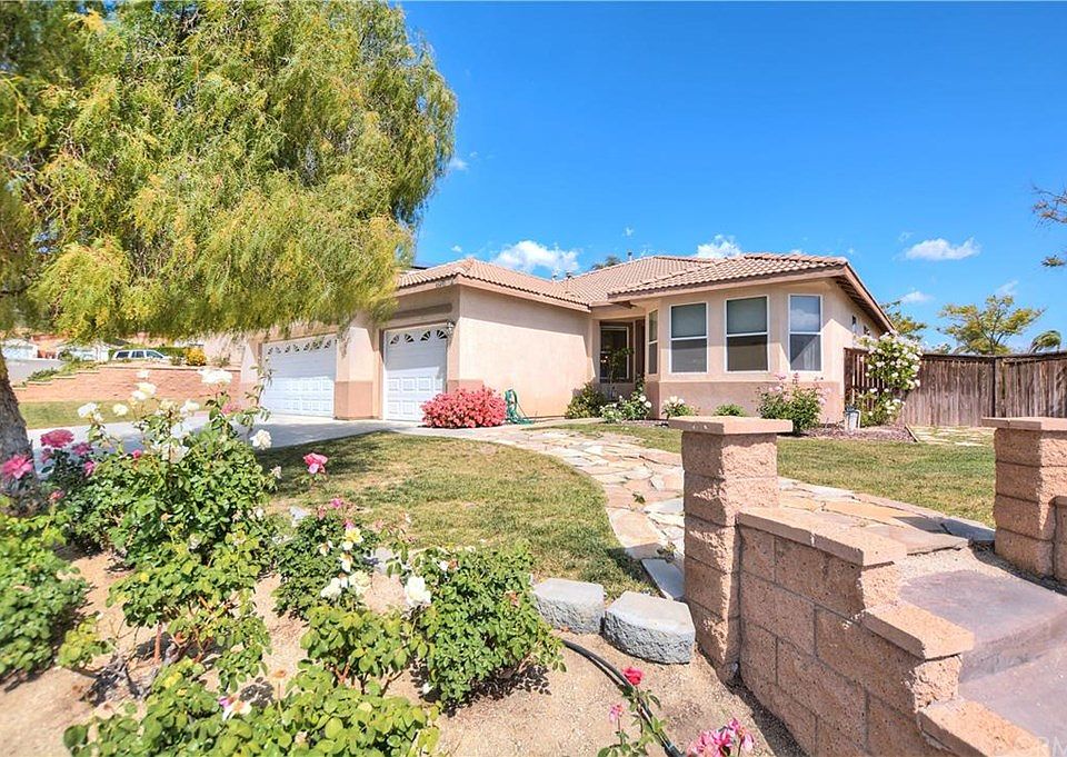 2nd image of 35490 Veranda Cir