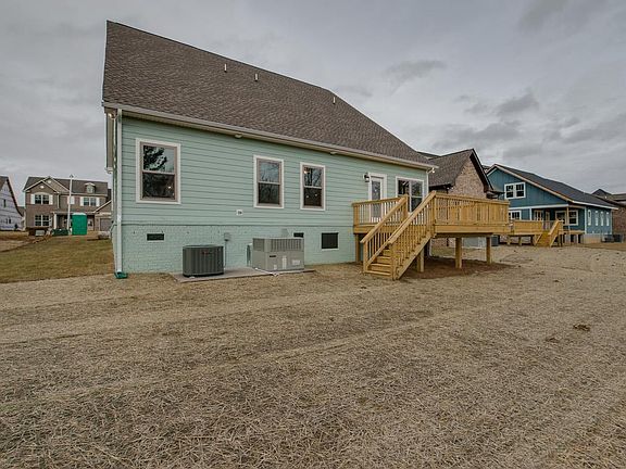 3rd image of 4936 Saint Ives Dr