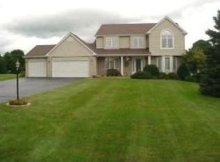 2450 Mi Kevince Trl, Belvidere, IL 61008
