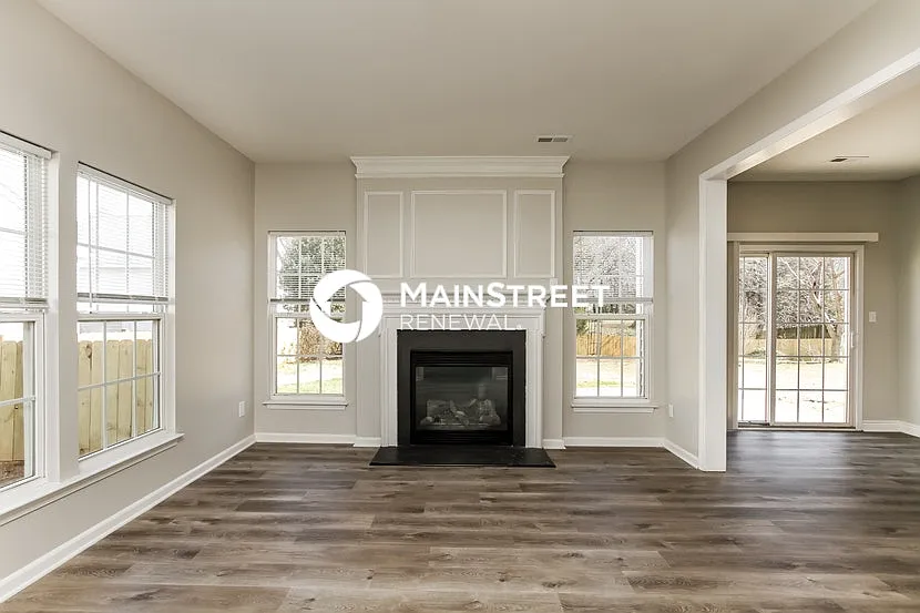 117 Gabriel Dr — Photo 2
