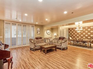125 N Gale Dr APT 101, Beverly Hills, CA 90211