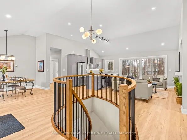 34 Windermere Cir, Tay, ON L4R 0C3