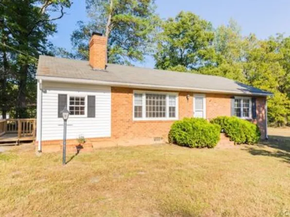 11358 Frederick Ln, Ashland, VA 23005