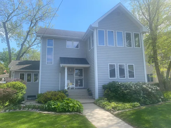 8508 Pine Ave, Gary, IN 46403