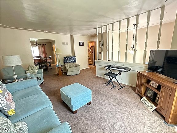 5th image of 1813 Norton Pl