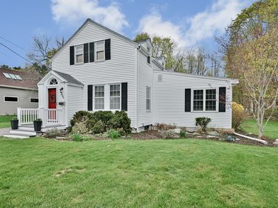 384 S Main St, Mansfield, MA, 02048