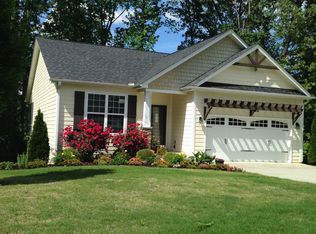 6 Apex Ct, Greenville, SC 29617
