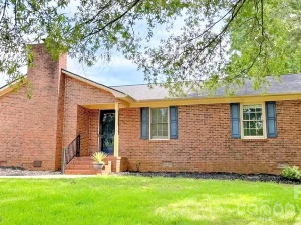 1831 Townes Ct, Rock Hill, SC 29730