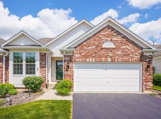 4075 Whitehall Ln, Algonquin, IL 60102