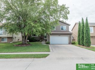 18687 U St, Omaha, NE 68135