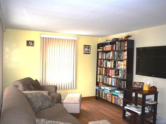 2nd image of 83 Elmview Ave