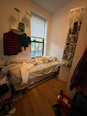 Rented by Delmark Realty LLC | media 21