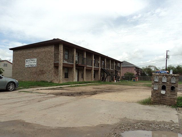 Building Photo 3