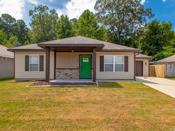 530 Wisteria Dr, Bauxite, AR 72011