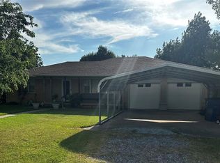 311 S Spruce St, Crescent, OK 73028