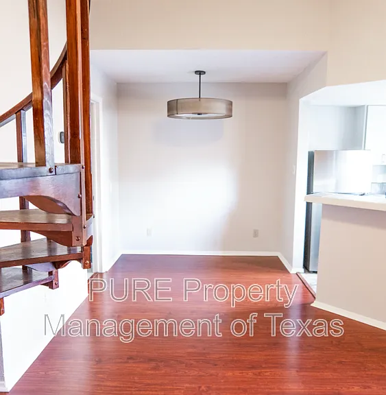 2500 Burleson Rd #521 — Photo 6