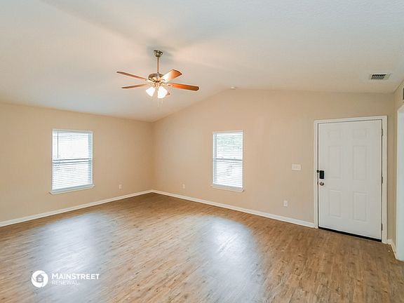 3rd image of 2923 Lucoma Dr
