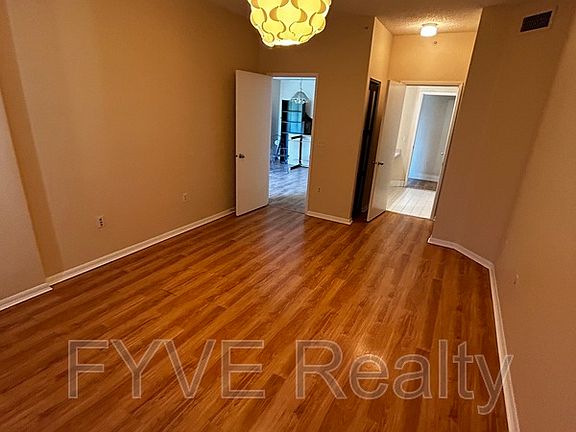 4th image of 6960 SW 39th St APT 302