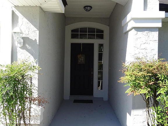 2nd image of 181 Hawthorn Hedge Ln