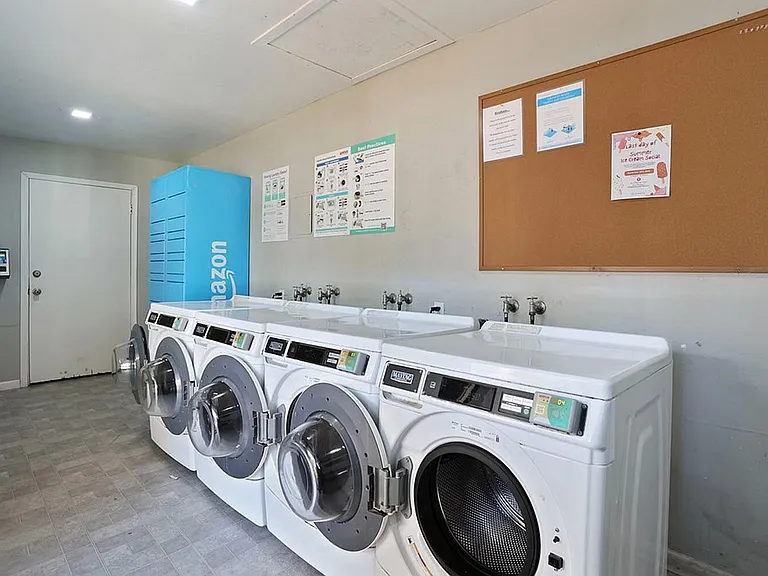 Elevate Apartments — Photo 19