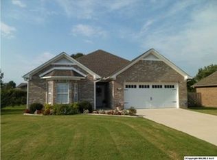 108 Glen Oaks Cir, Glencoe, AL 35905