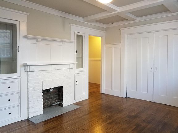 2nd image of 3590 Sacramento St APT 1