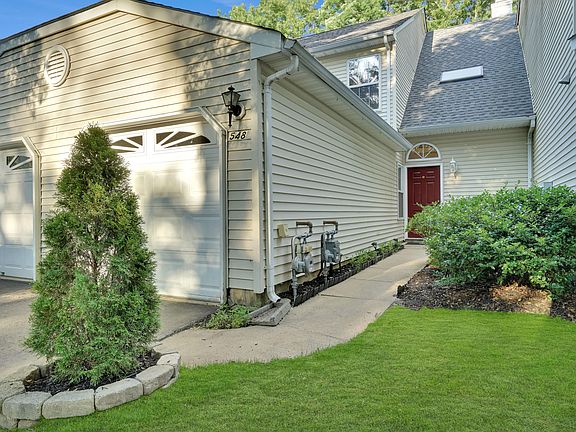 4th image of 548 Patriots Way #1000