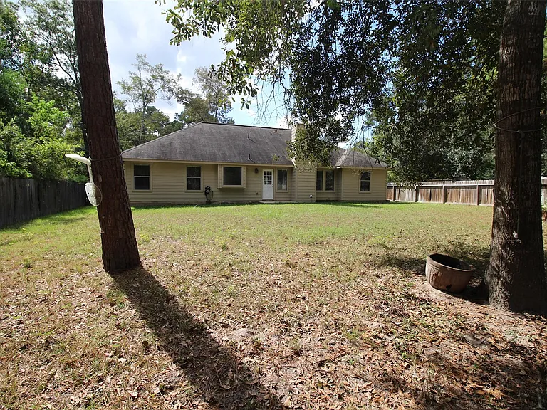 1504 Glen Oaks Dr — Photo 31