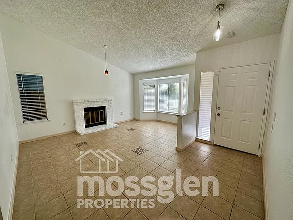 3rd image of 7306 Butterball Way