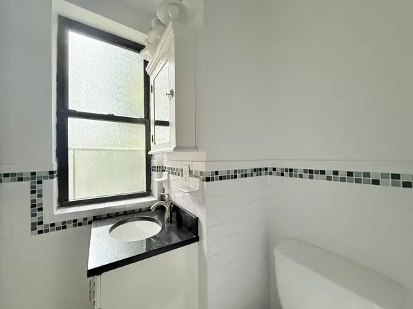 348 West 118th Street image 12 of 17