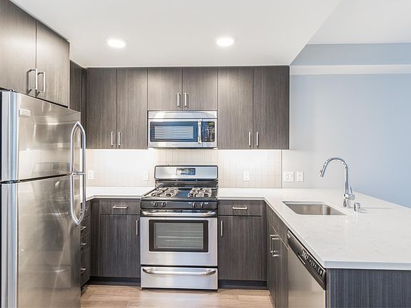 3rd image of 103 Polk St #208
